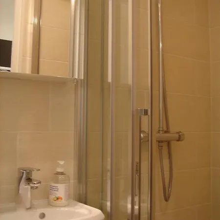 Eiffel Tower With Patio *